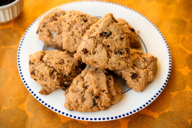 Cinnamon Raisin Scones | Garlic, My Soul