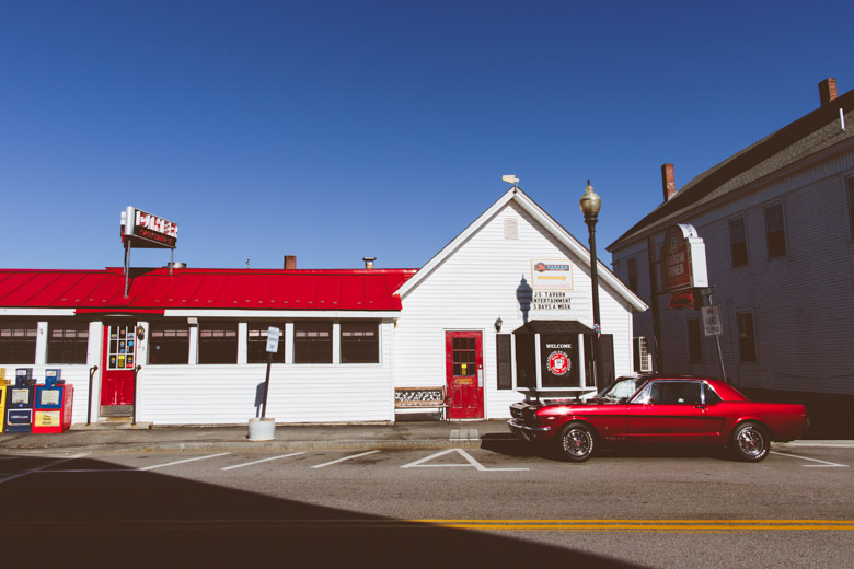 www.garlicmysoul.com | Red Arrow Diner | Photo by Mary Costa