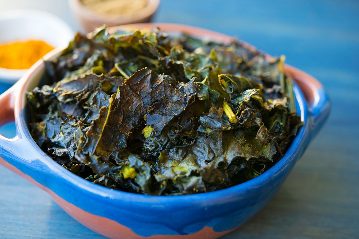 Spiced Kale Chips | Garlic, My Soul