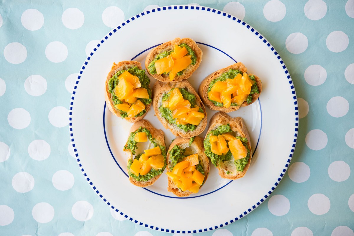 Arugula Pesto Bruschetta | Garlic, My Soul