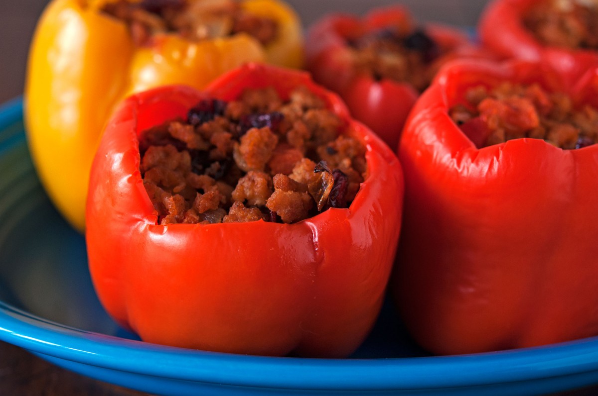 Paleo Stuffed Peppers | Garlic, My Soul