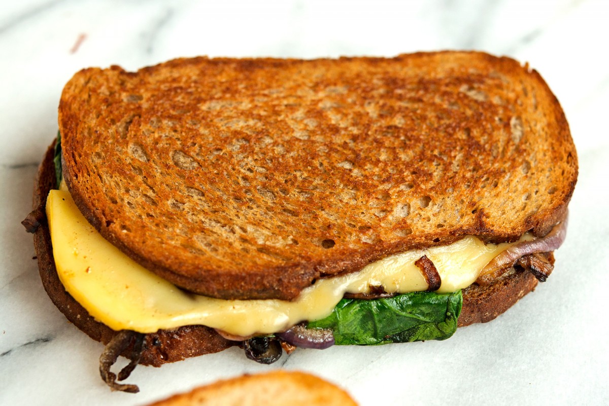 Gouda + Caramelized Onion Grilled Cheese | Garlic, My Soul