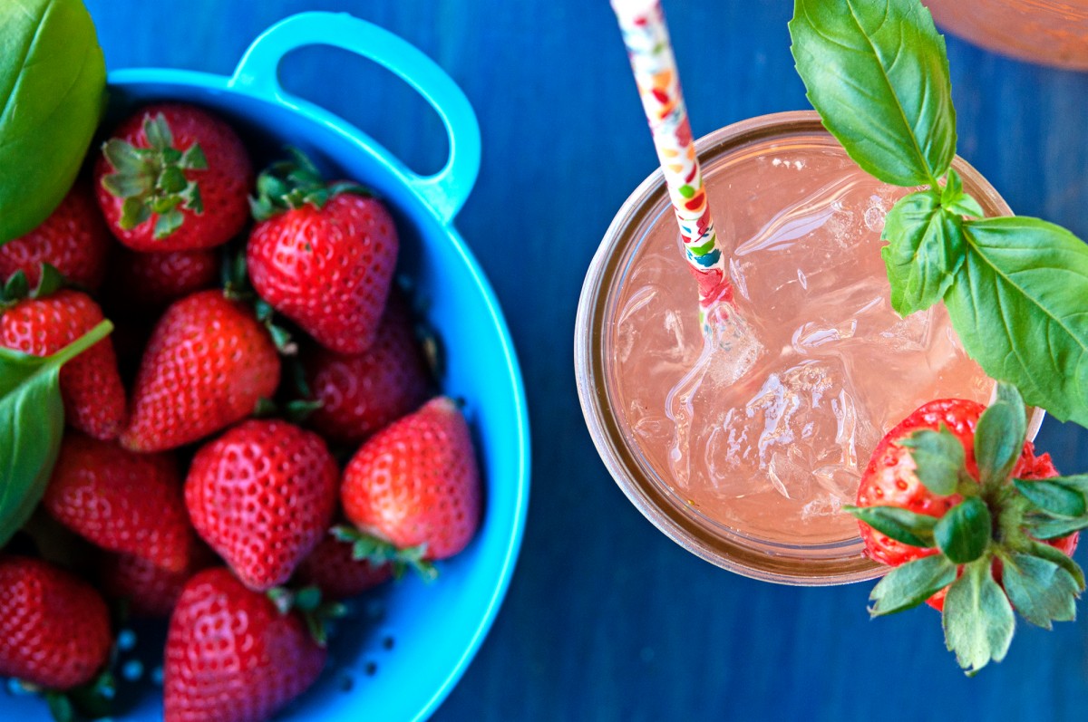 Strawberry Basil Lemonade | Garlic, My Soul