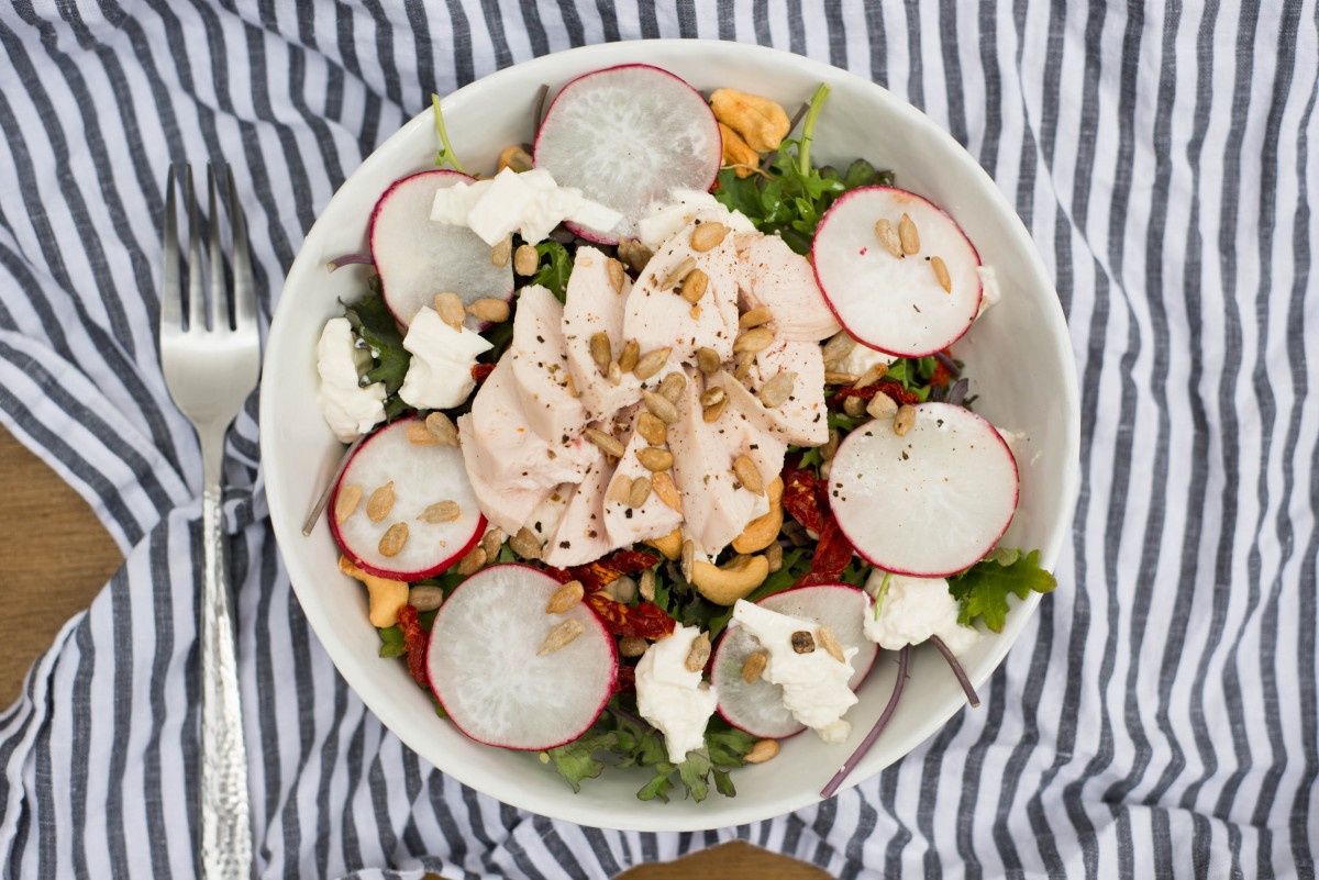 Simple Salad with Chicken | Garlic, My Soul